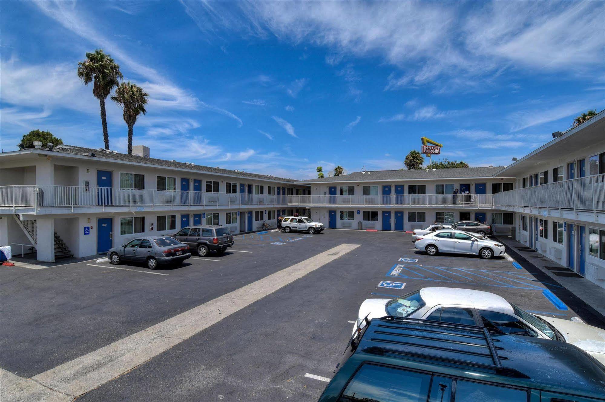 Motel 6-Westminster, Ca - South - Long Beach Area Eksteriør billede